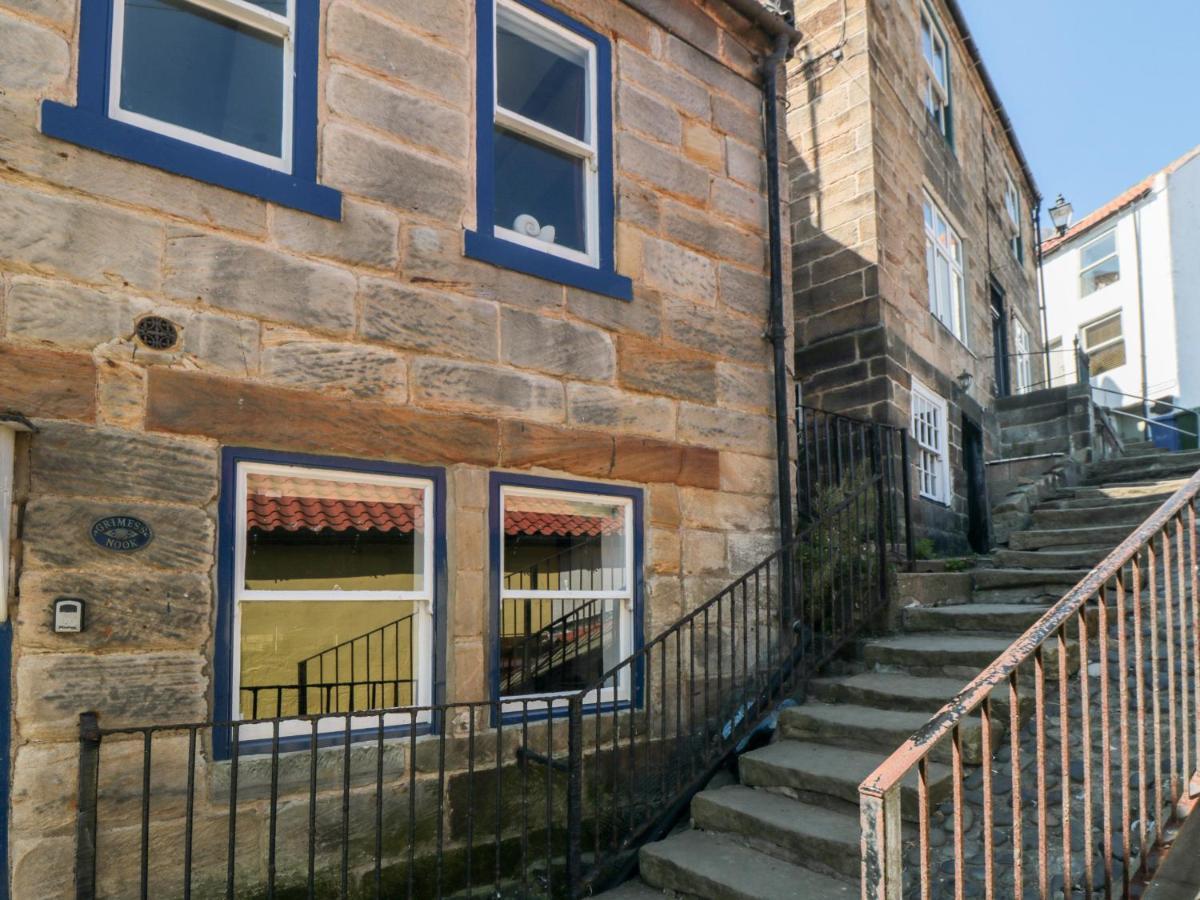 Grimes Cottage Staithes Bagian luar foto